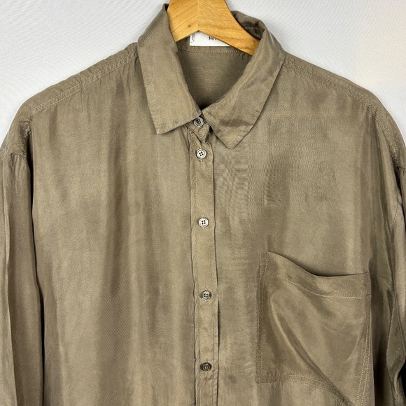 MNG Mango Women Long Sleeve 100% Silk Button Down Shirt Sz L Classic Luxe Career - Picture 2 of 9